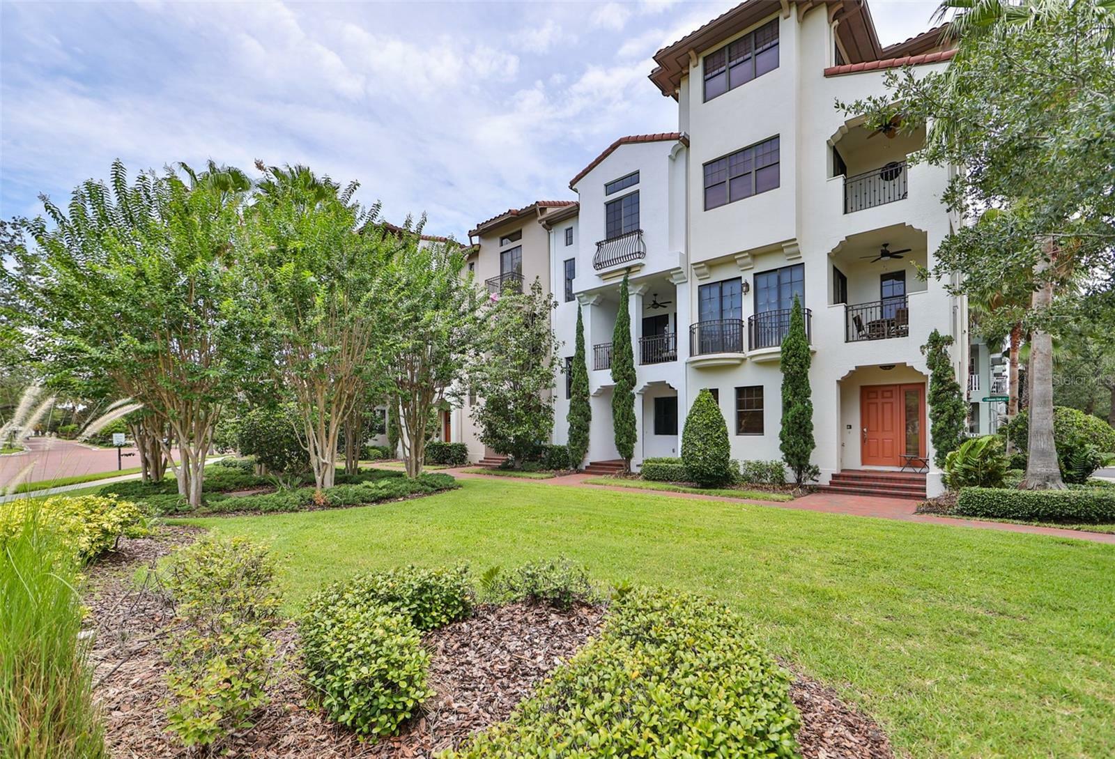 Property Photo:  4815 Yacht Club Drive 102  FL 33616 