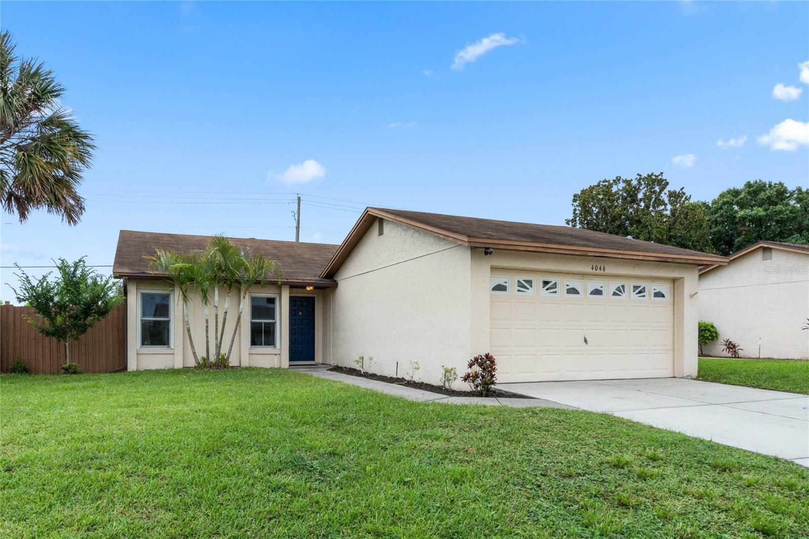 Property Photo:  4046 Cypress Landing E  FL 33884 