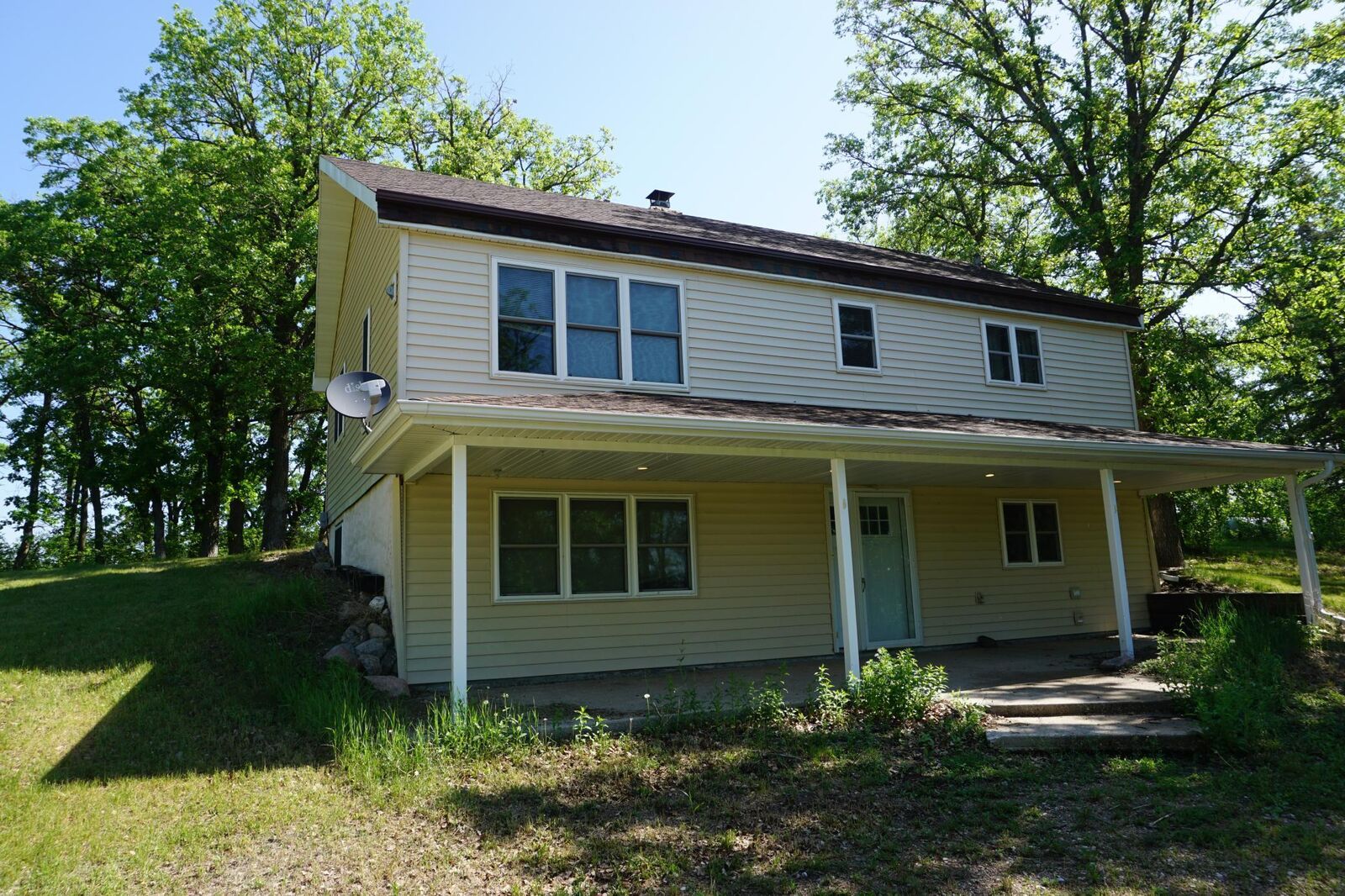 Property Photo: 16657 120th Avenue NW MN 56701