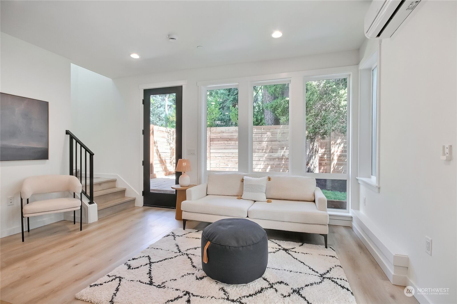 Property Photo:  6839 35th Avenue NE C  WA 98115 