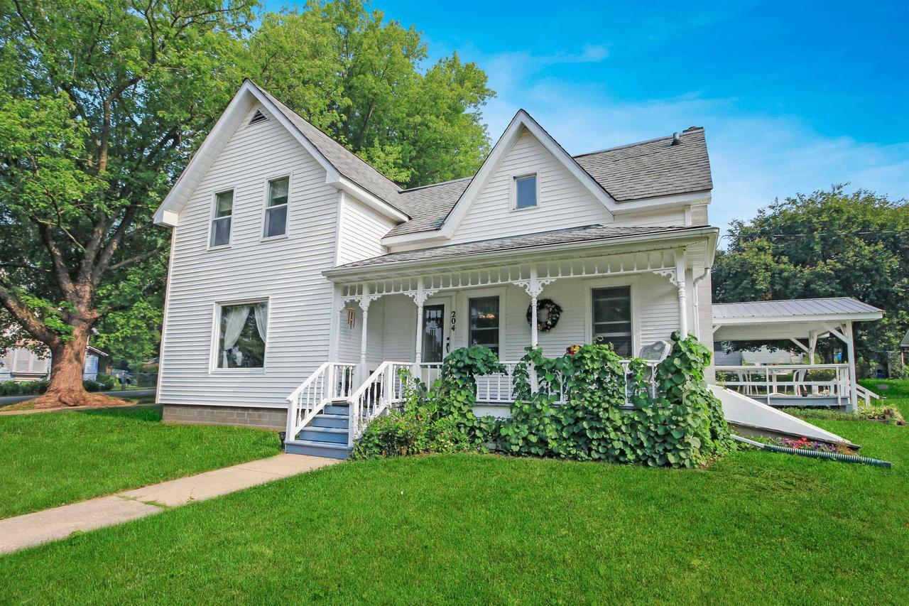 Property Photo:  204 East Highland Street  WI 54639 