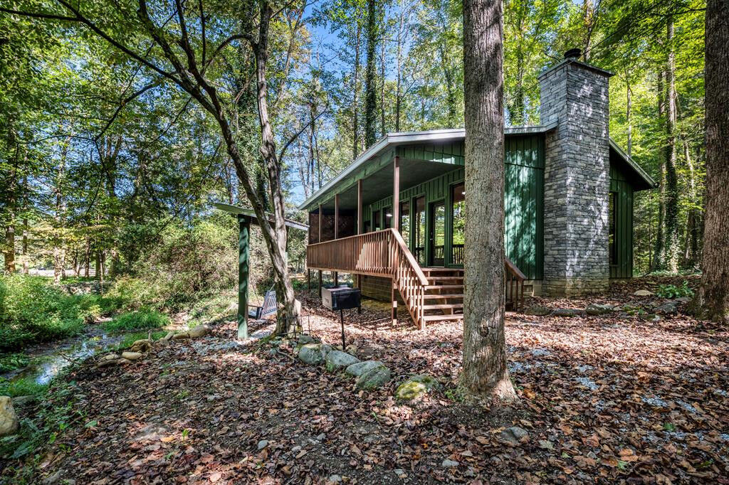 Property Photo:  415 Rocky Flats Road  TN 37722 