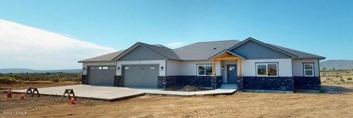 448 Redtail Rd  Yakima WA 98908 photo