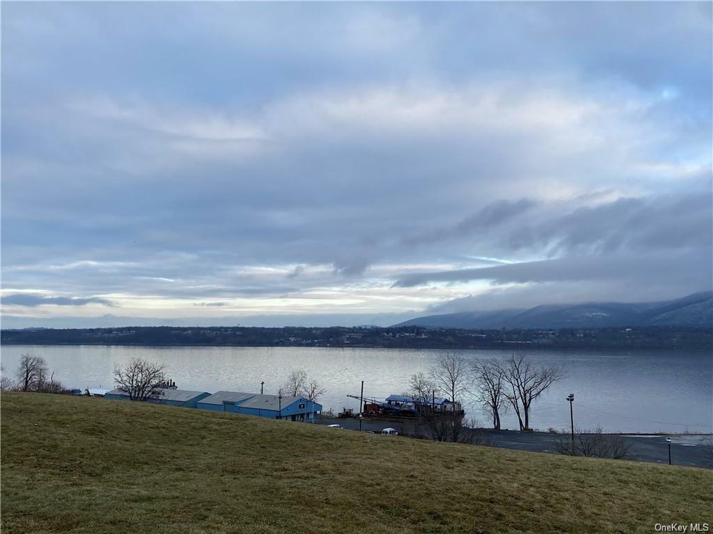 Property Photo: 16 Washington Place NY 12550
