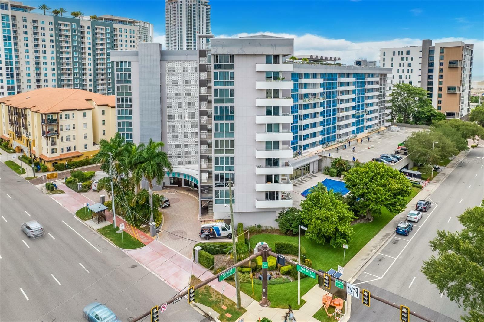 Property Photo:  470 3rd Street S 414  FL 33701 