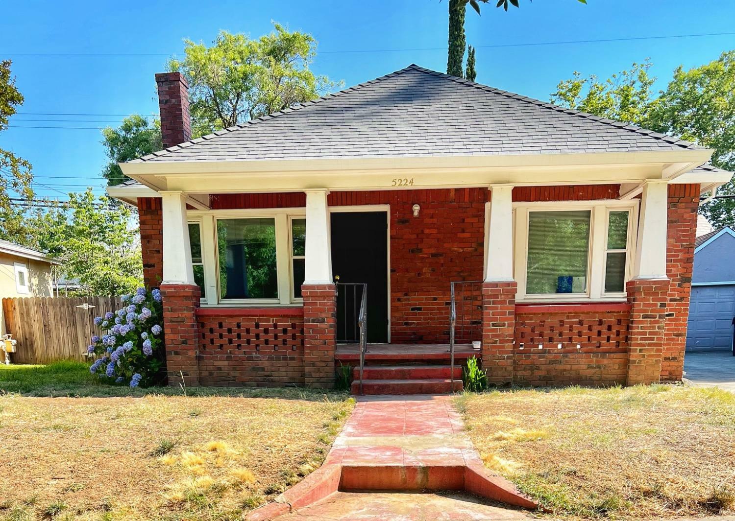 Property Photo:  5224 T Street  CA 95819 