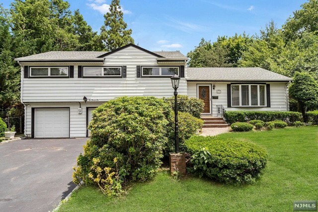 Property Photo:  676 Cambridge Road  NJ 07652 