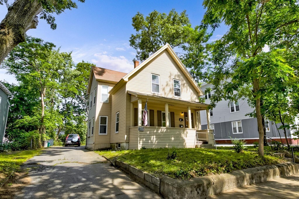 Property Photo: 78 Birch St MA 01603