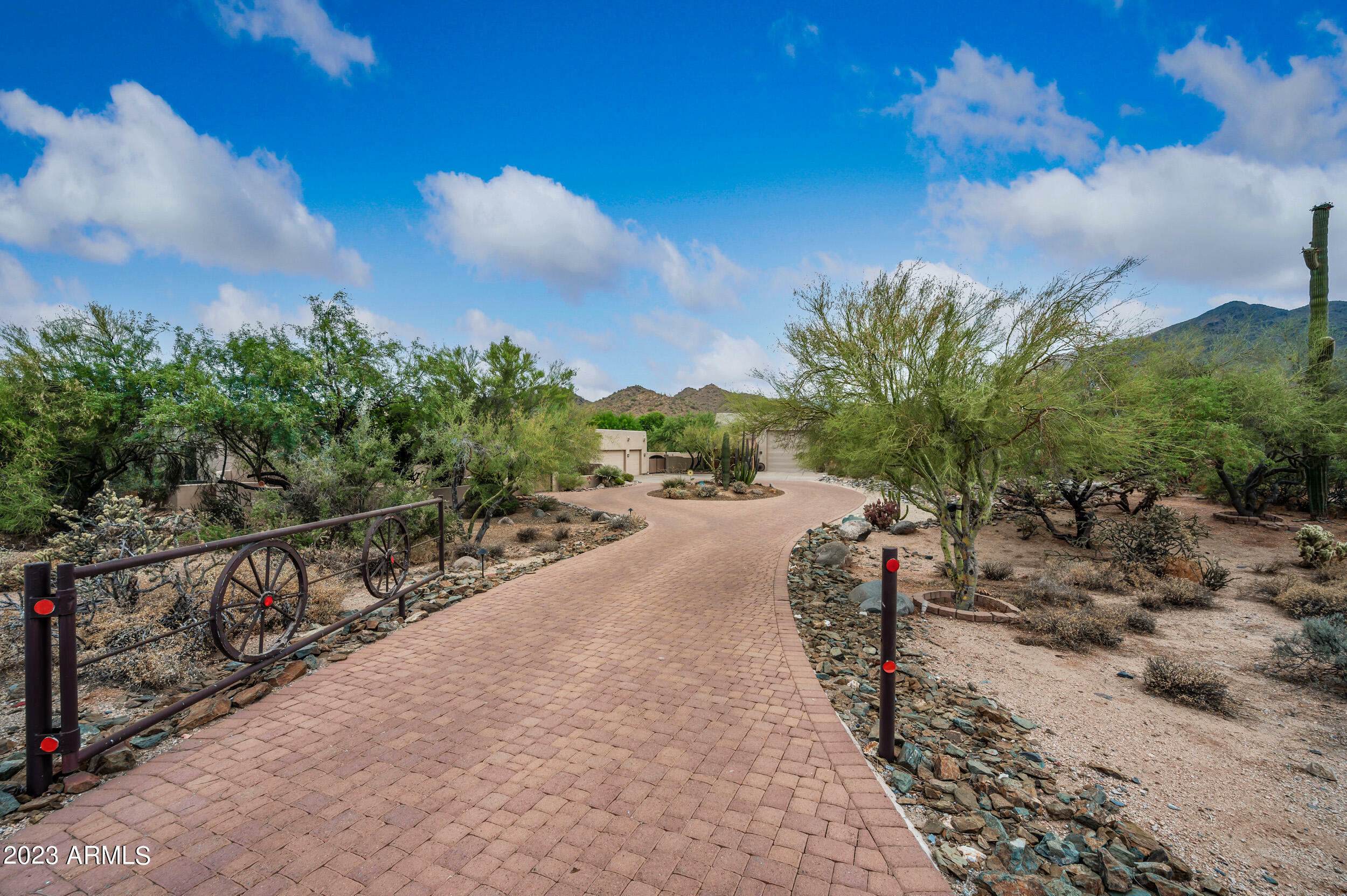 Property Photo:  5424 E New River Road  AZ 85331 