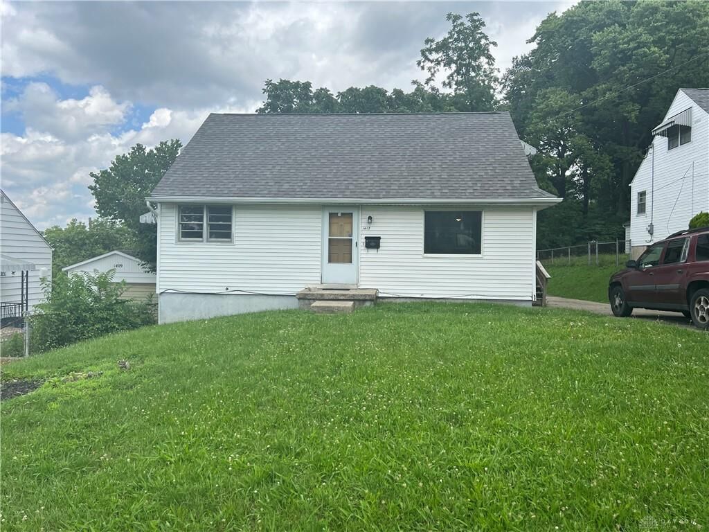 Property Photo: 1413 Woodley Road OH 45403