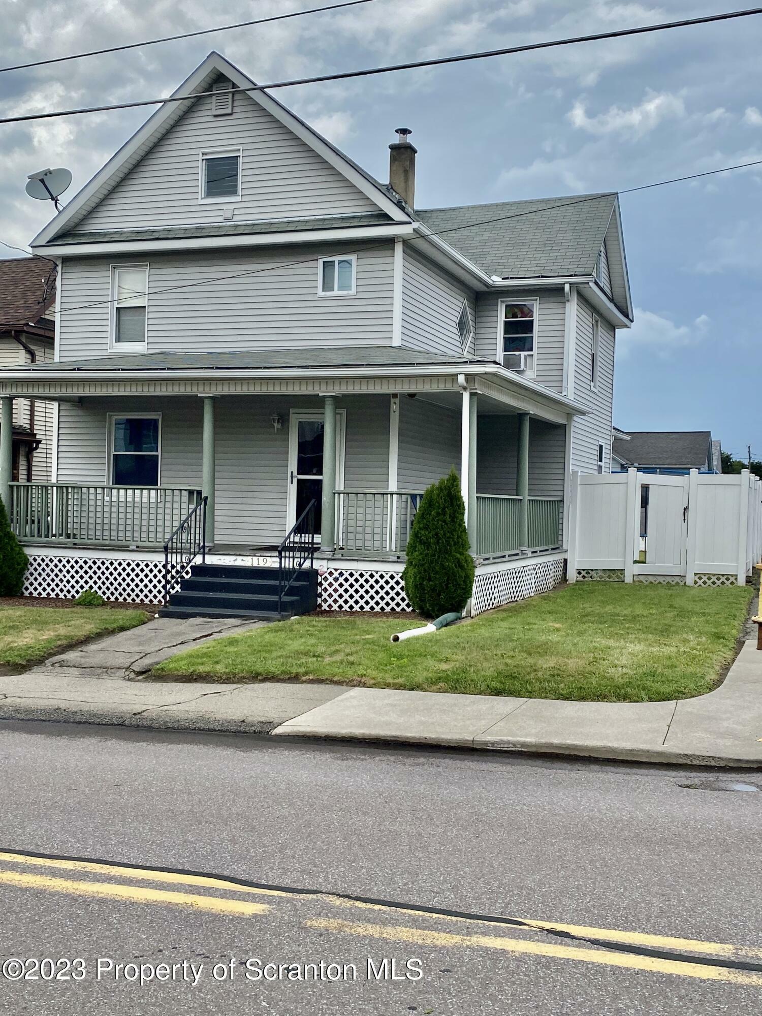 Property Photo:  119 Hill Street  PA 18434 