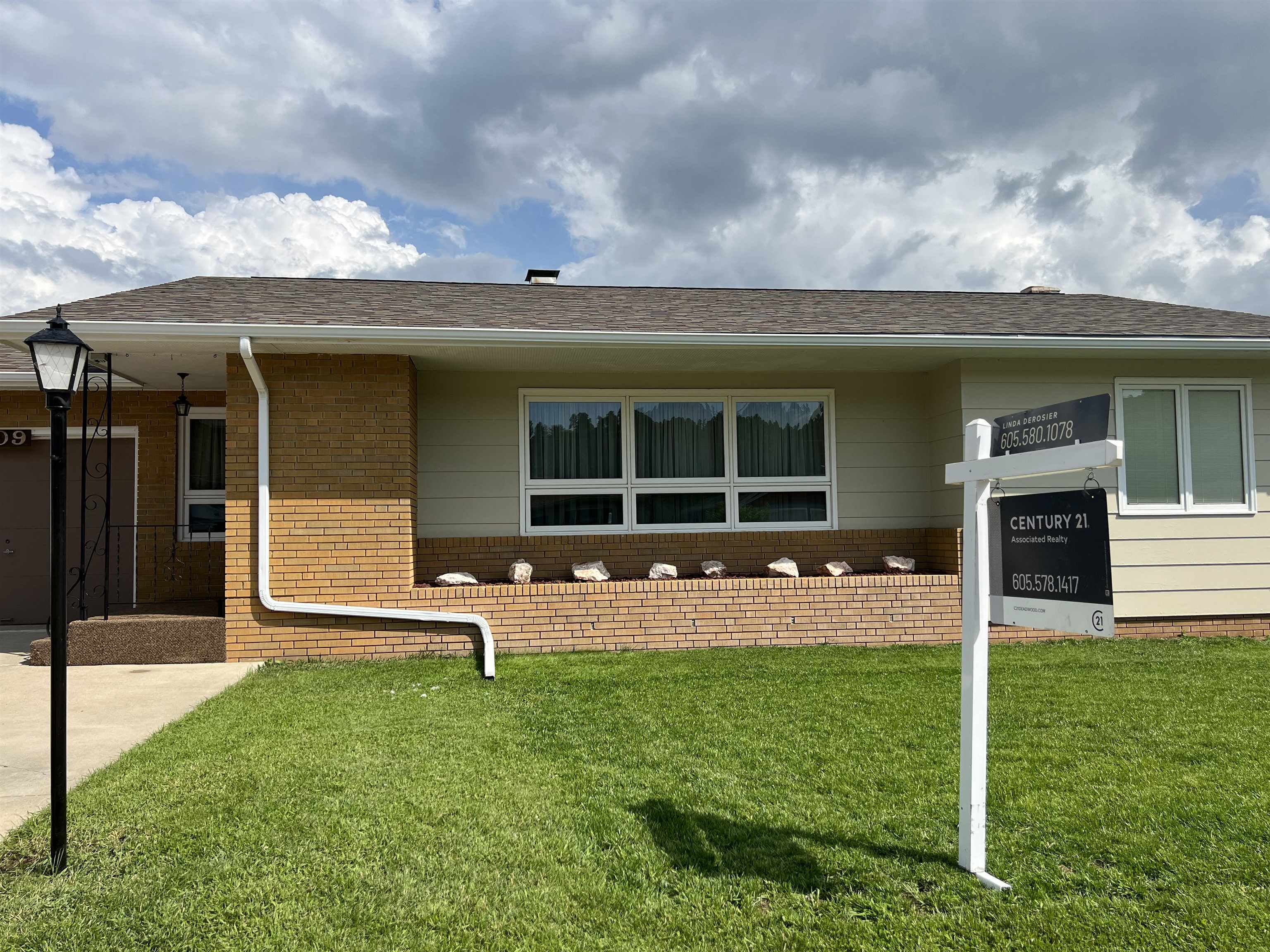 Property Photo:  409 Sunset  SD 57754 