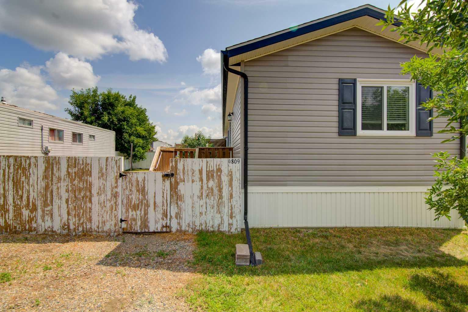 Property Photo:  4809 Miners Road  AB T0L 0V0 