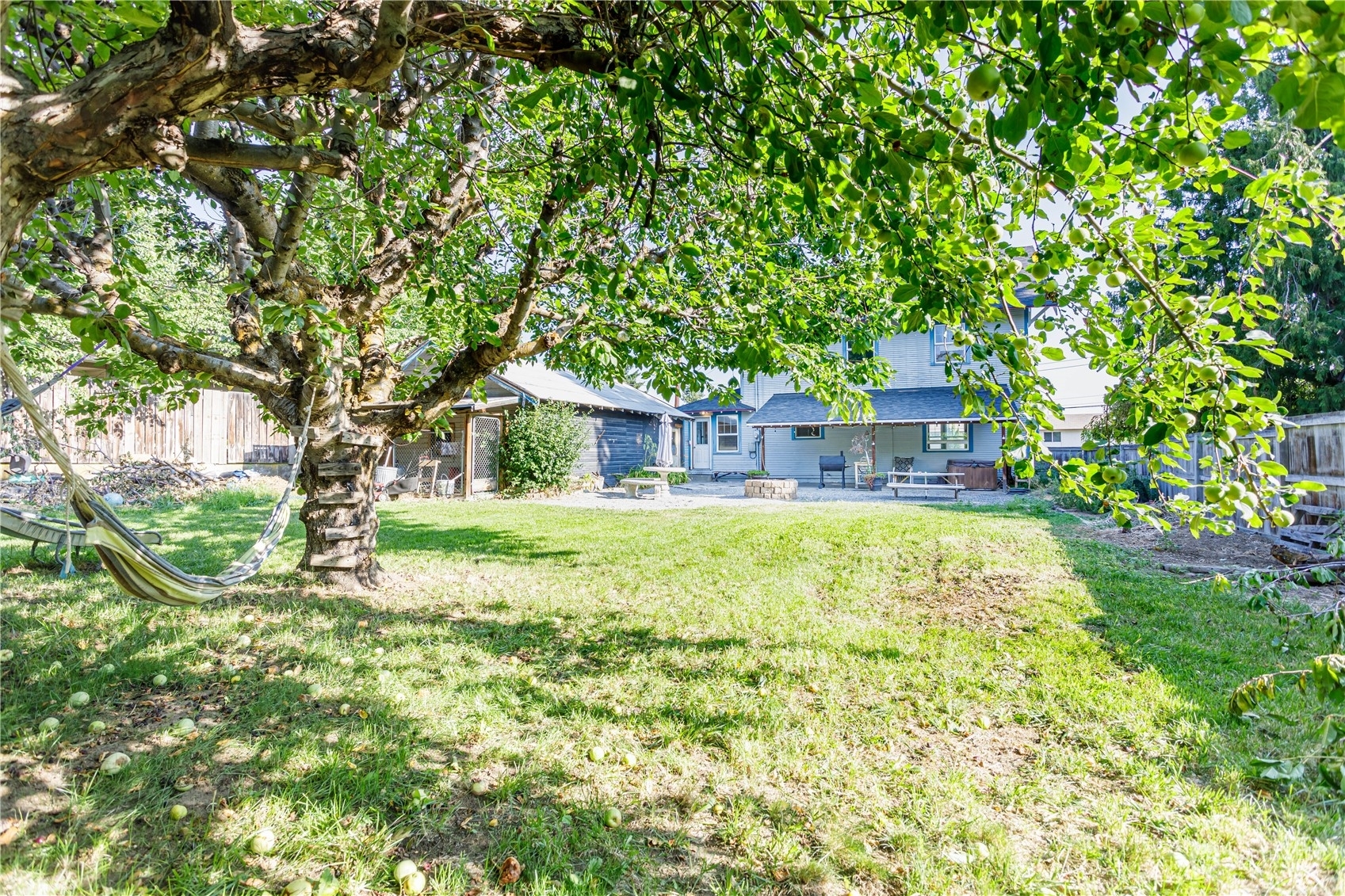 Property Photo: 1721 Washington Street WA 98801
