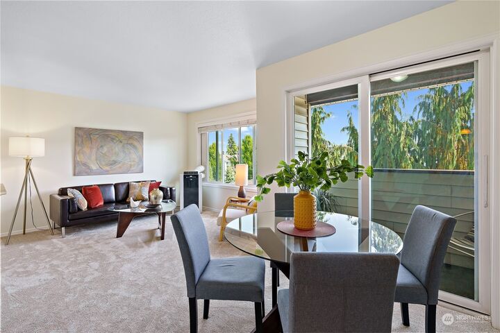 Property Photo:  20301 19th Avenue NE 922  WA 98155