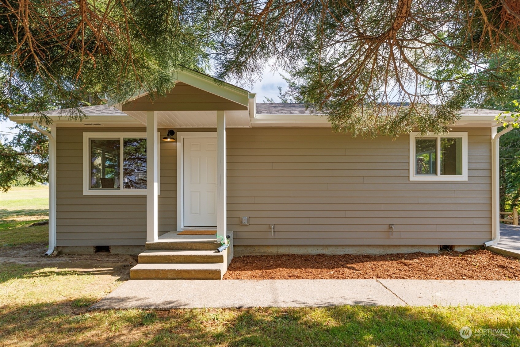 Property Photo: 149 W Axton Avenue WA 98226