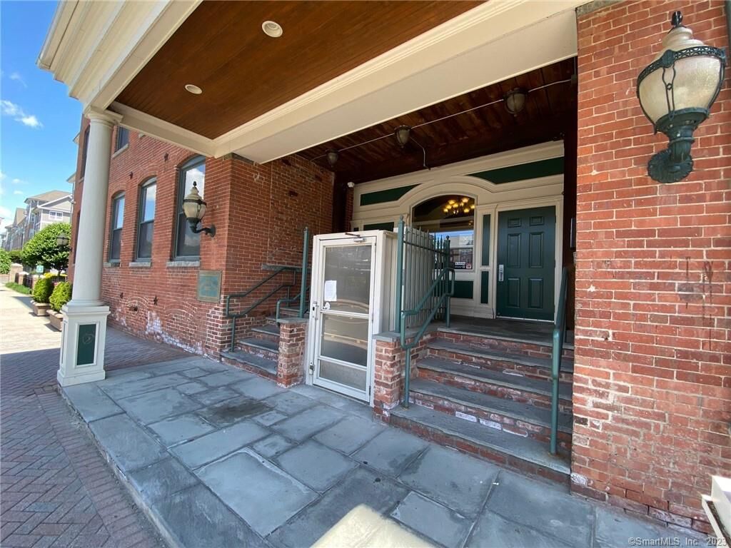 Property Photo: 145 Canal Street 108 CT 06484