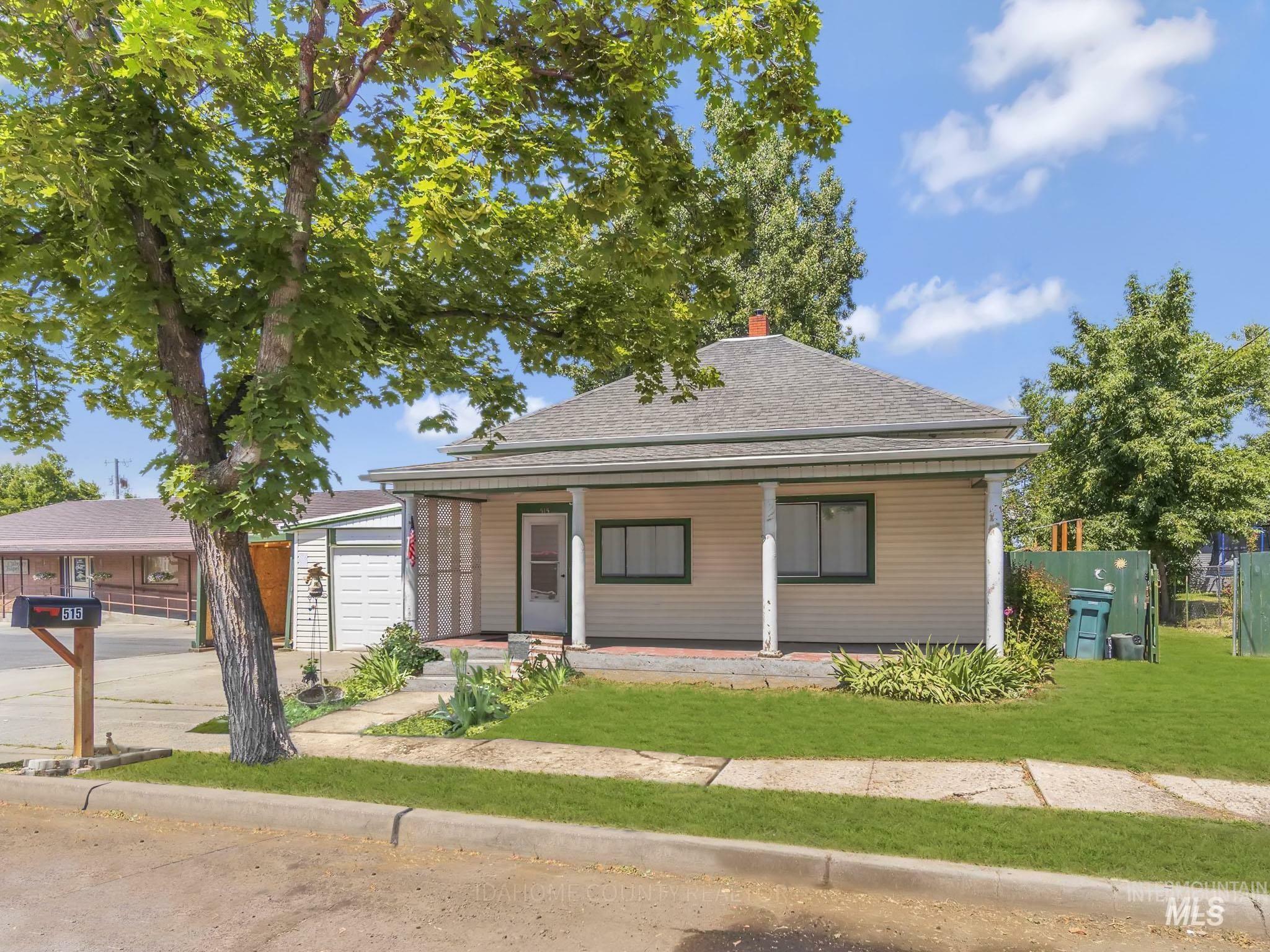 Property Photo:  515 W North St.  ID 83530 