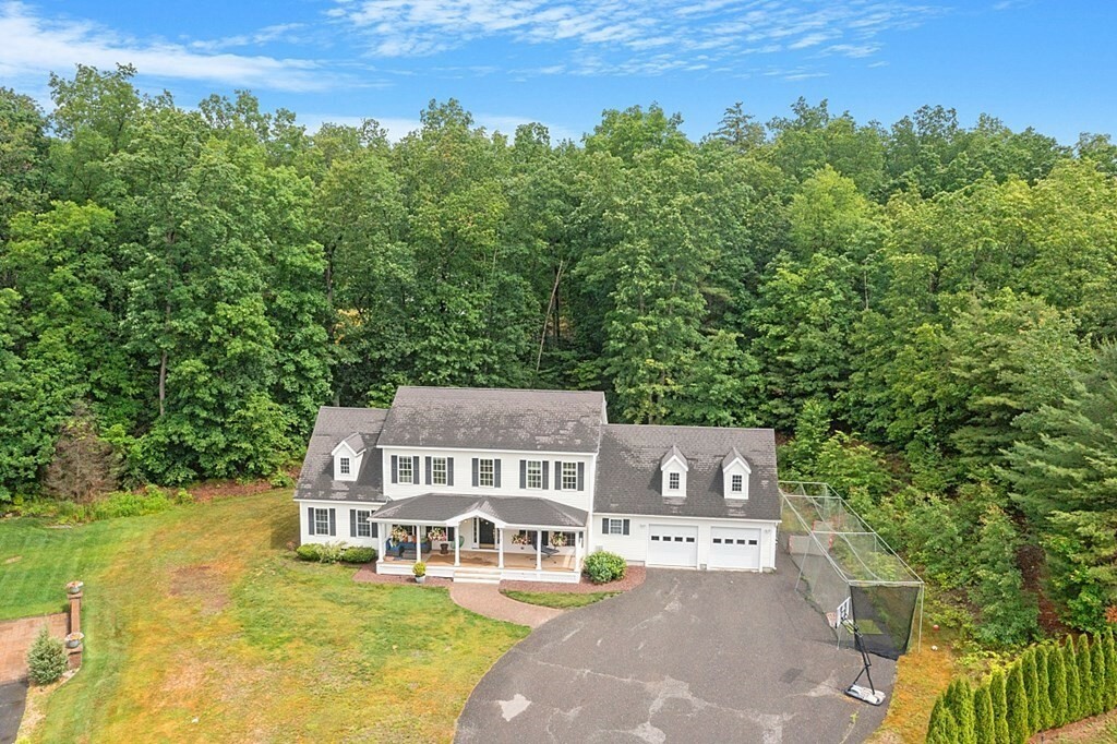 Property Photo:  7 White Tail Xing  MA 01462 