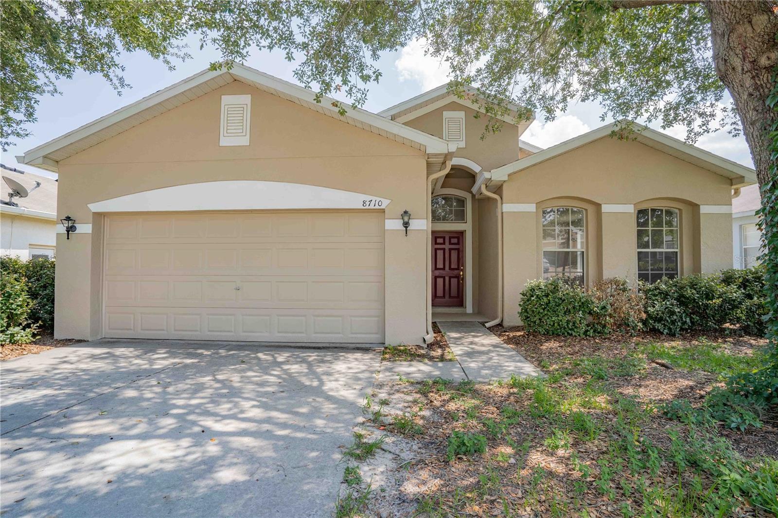 Property Photo:  8710 Southern Charm Circle  FL 34613 