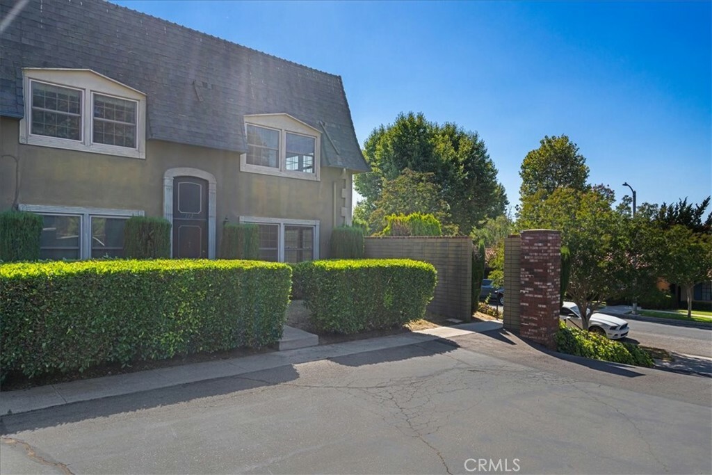 Property Photo:  112 Carrie Lane  CA 92373 