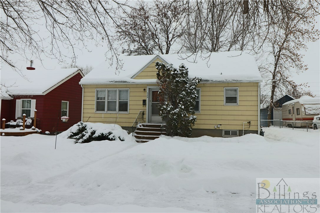 Property Photo:  520 Avenue B  MT 59102 