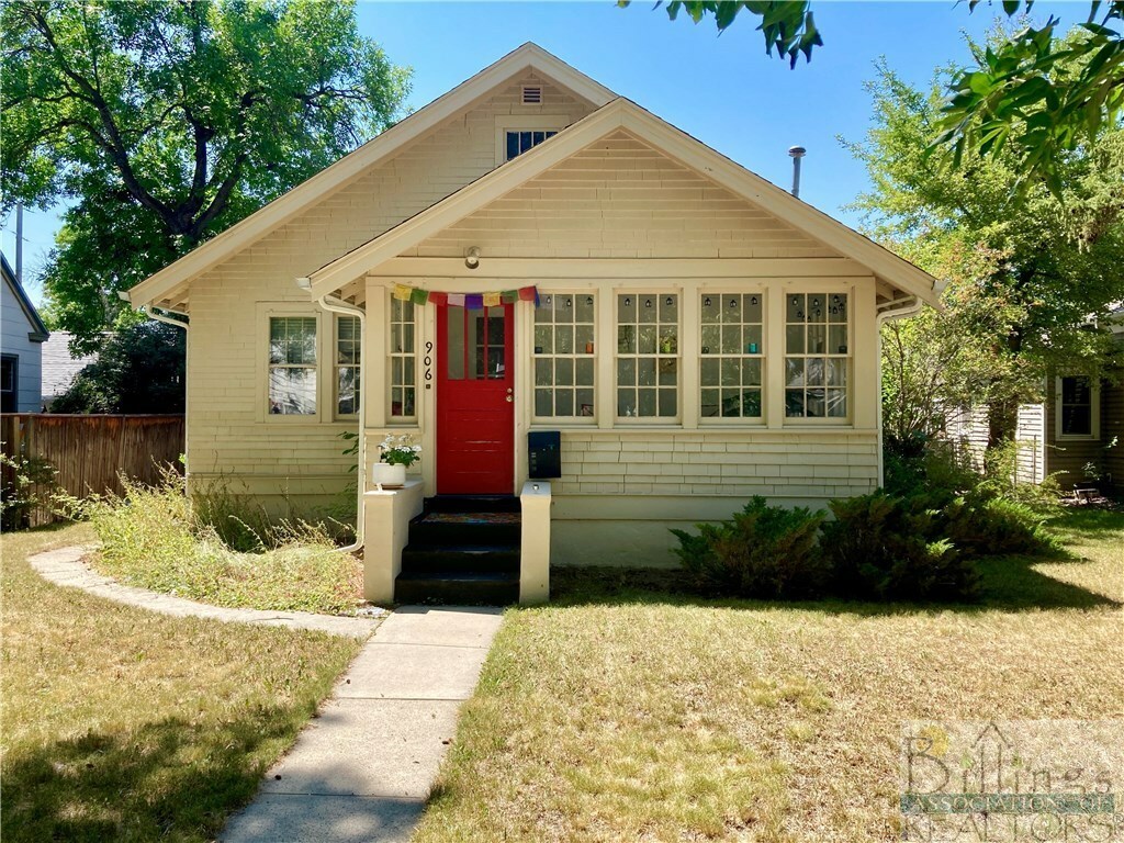 Property Photo:  906 N 31st Street  MT 59101 