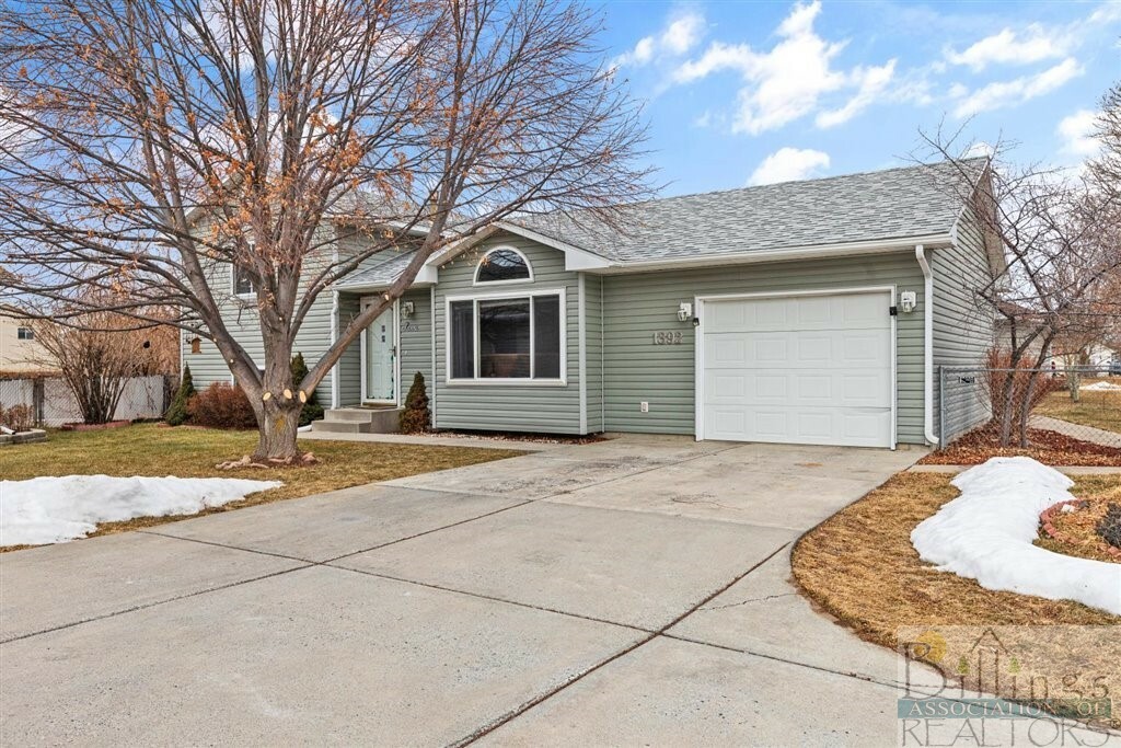 Property Photo:  1392 Cottonwood  MT 59105 