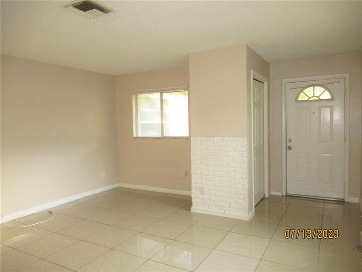 Property Photo:  11507 Valencia Drive B  FL 33584 