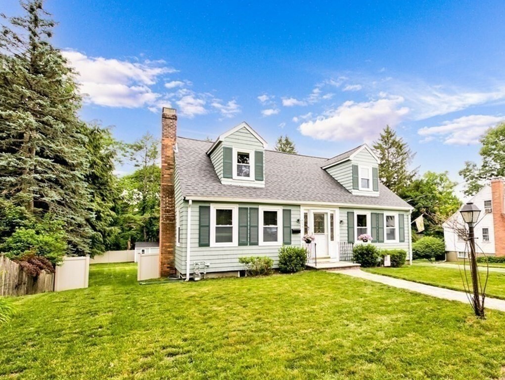 Property Photo:  424 South Street  MA 01867 