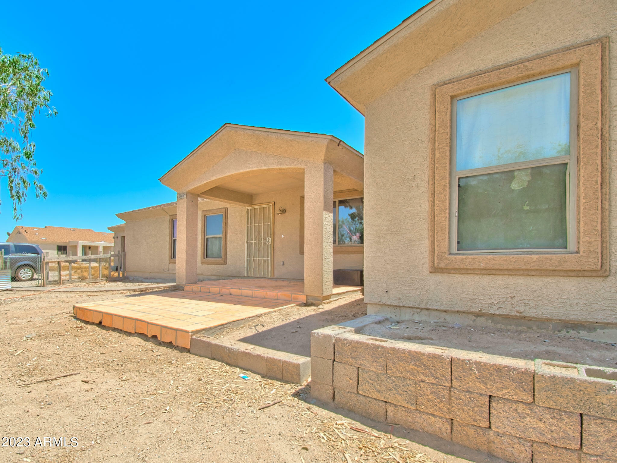 Property Photo: 38007 W Elwood Street AZ 85354