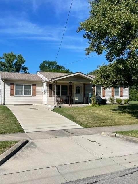 Property Photo: 3807 Beavercreek Cir OH 45241
