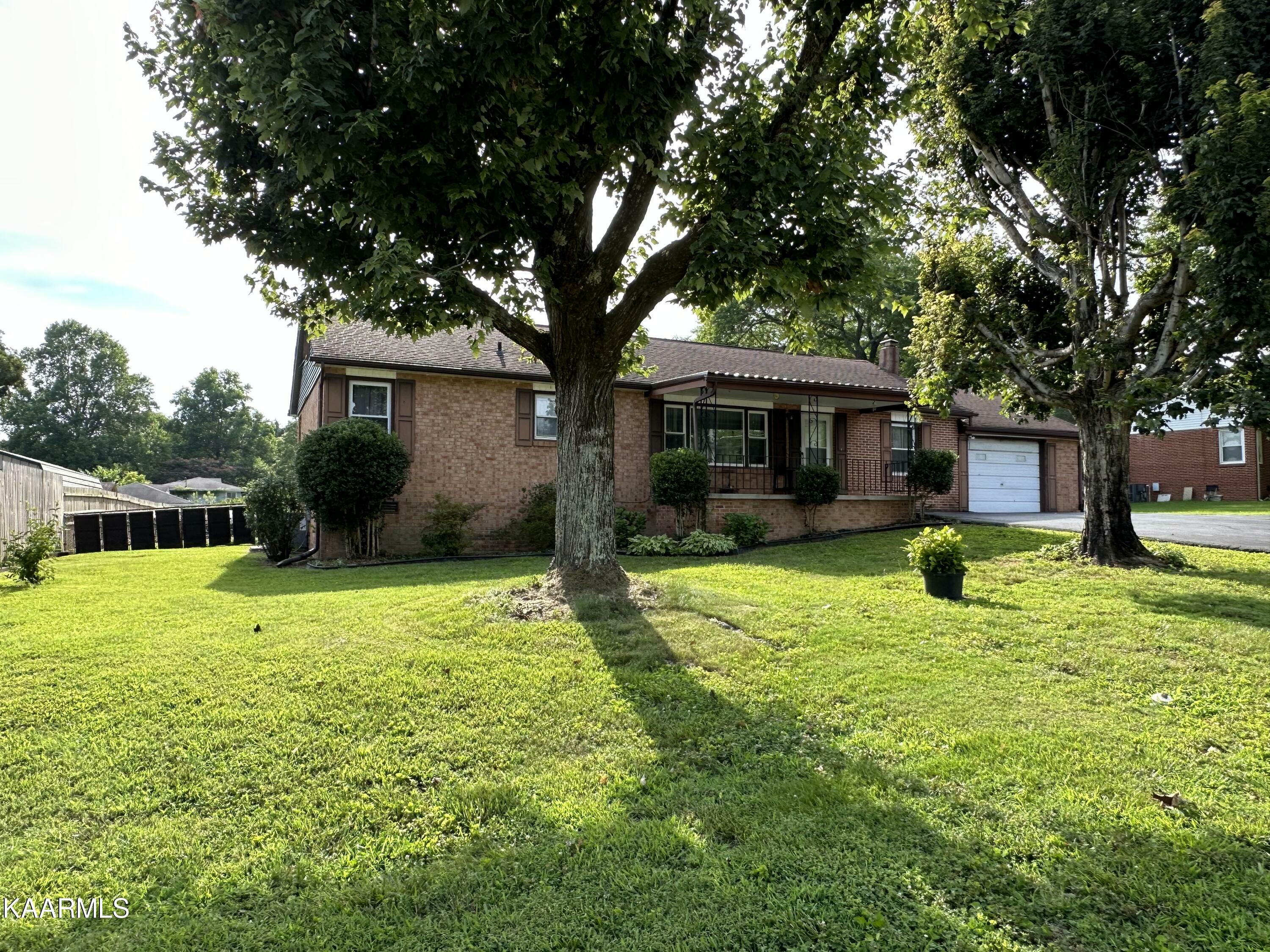 Property Photo:  104 Willowbrook Drive Drive  TN 37763 