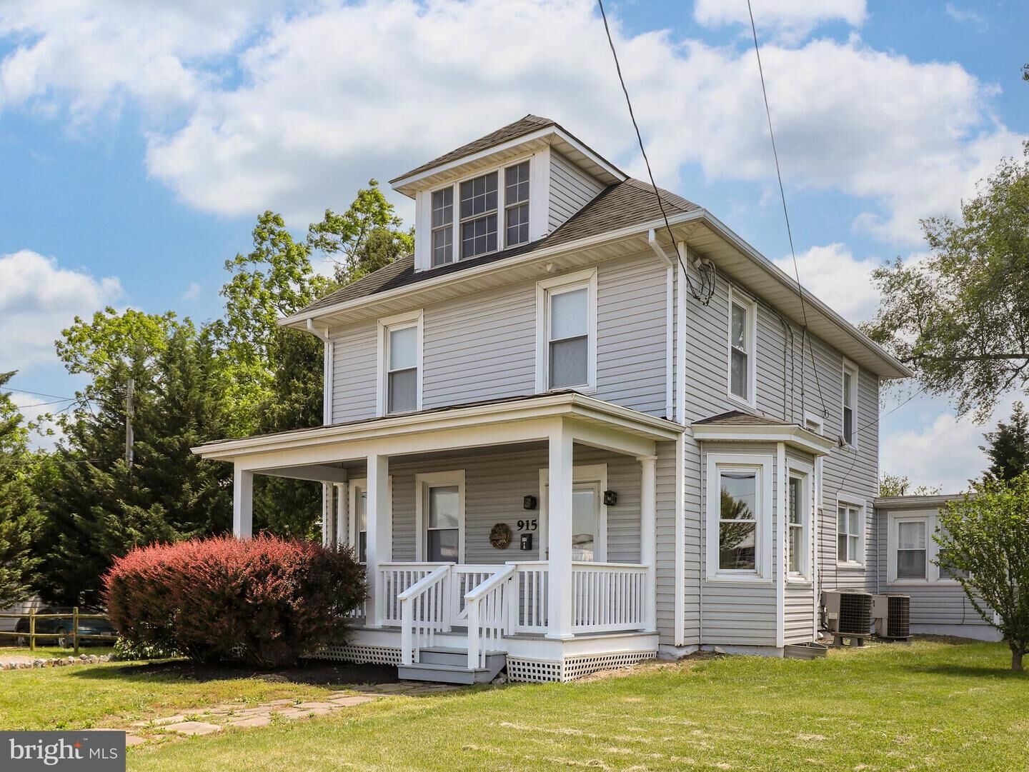 Property Photo: 915 Berryville Avenue 1 VA 22601