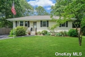 Property Photo:  9 Brandywine Drive  NY 11950 