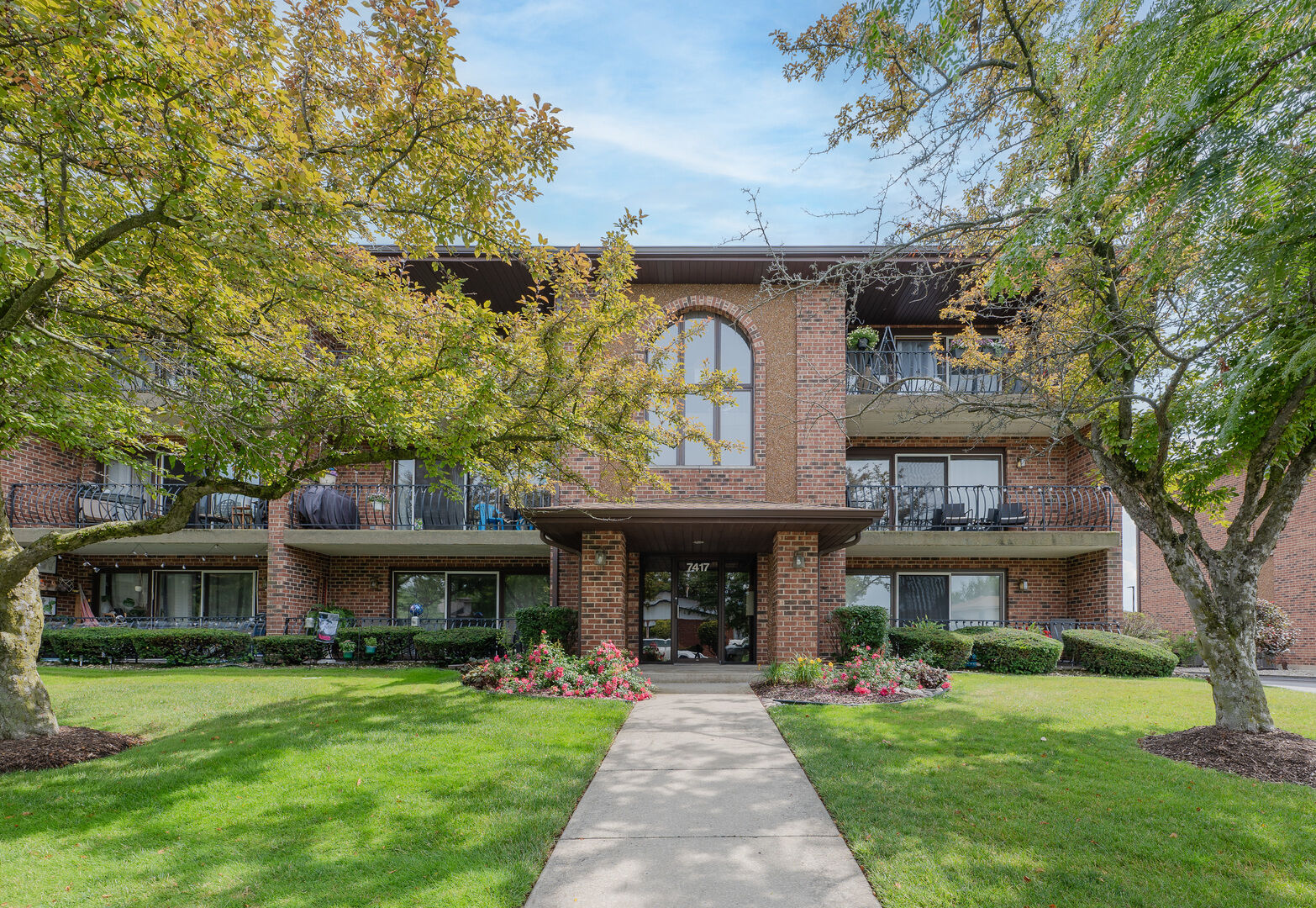 Property Photo: 7417 Tiffany Drive 2B IL 60462