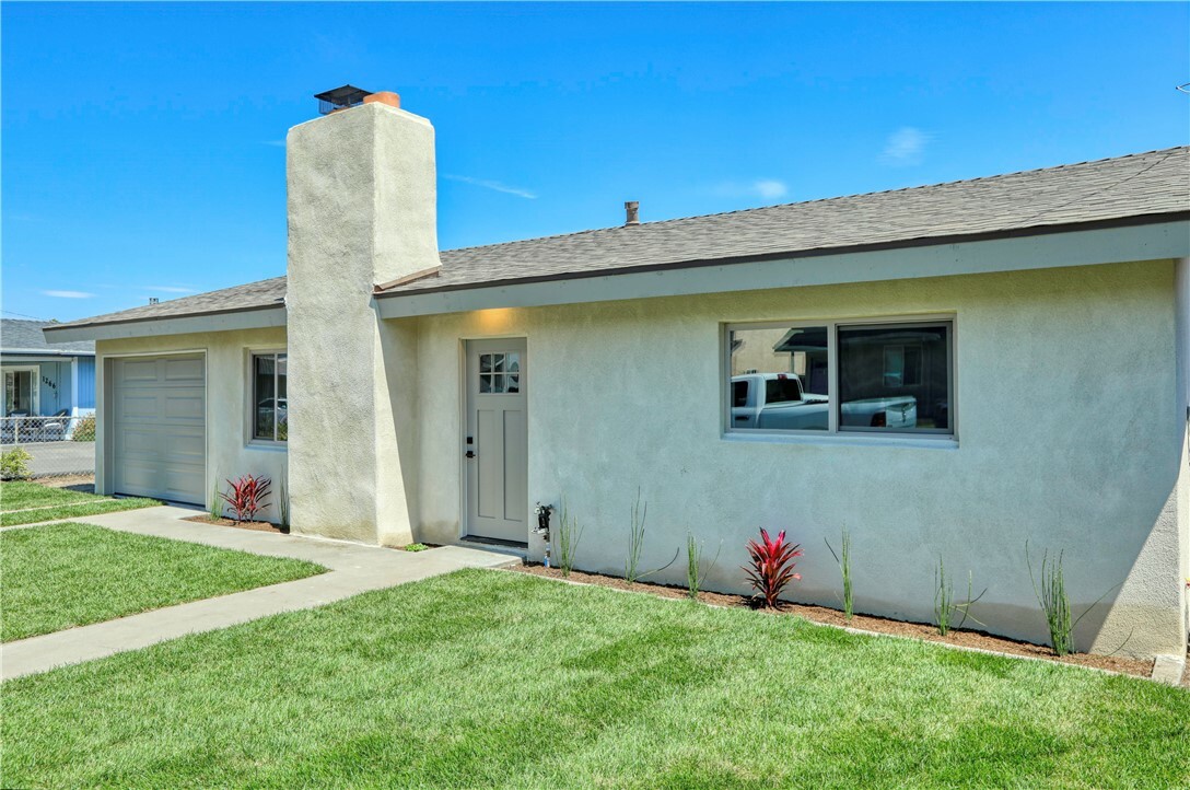 Property Photo:  1246 Belridge Street  CA 93445 