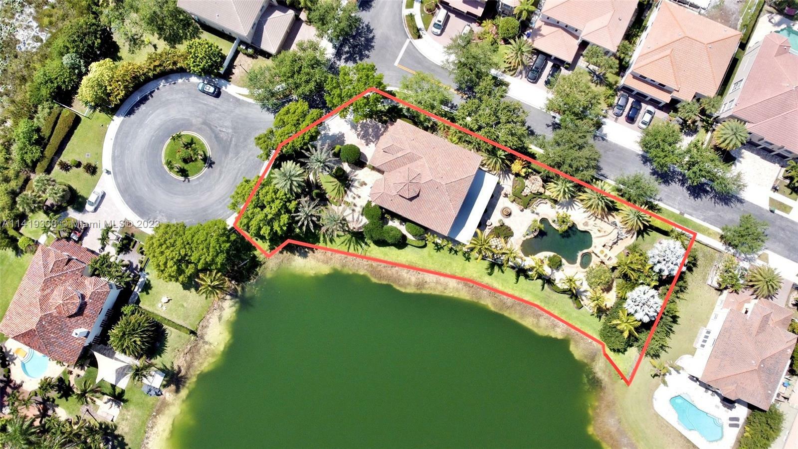 Property Photo: 780 SW 167th Ave FL 33027