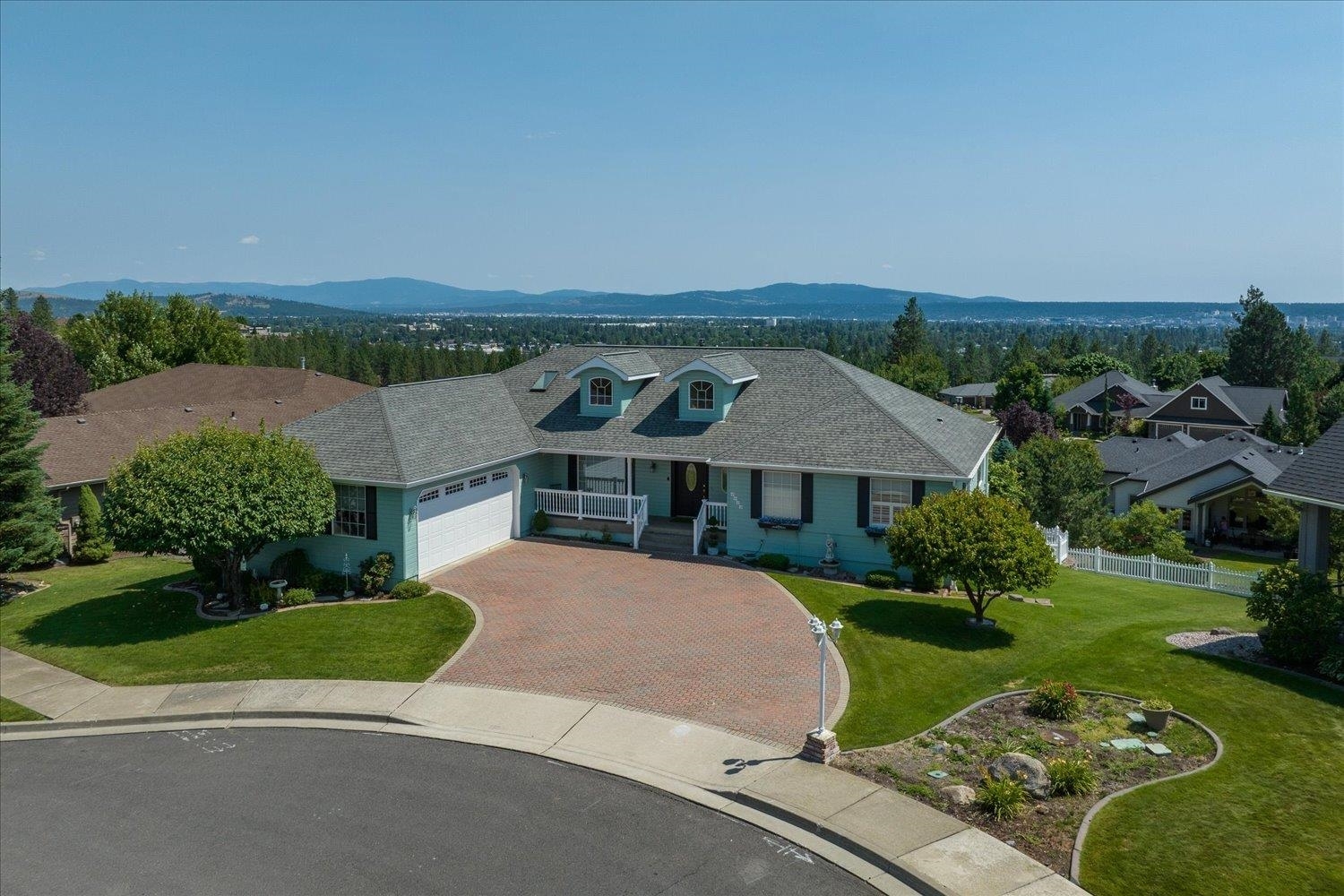 Property Photo: 2023 W Taryn Ct WA 99208-4308