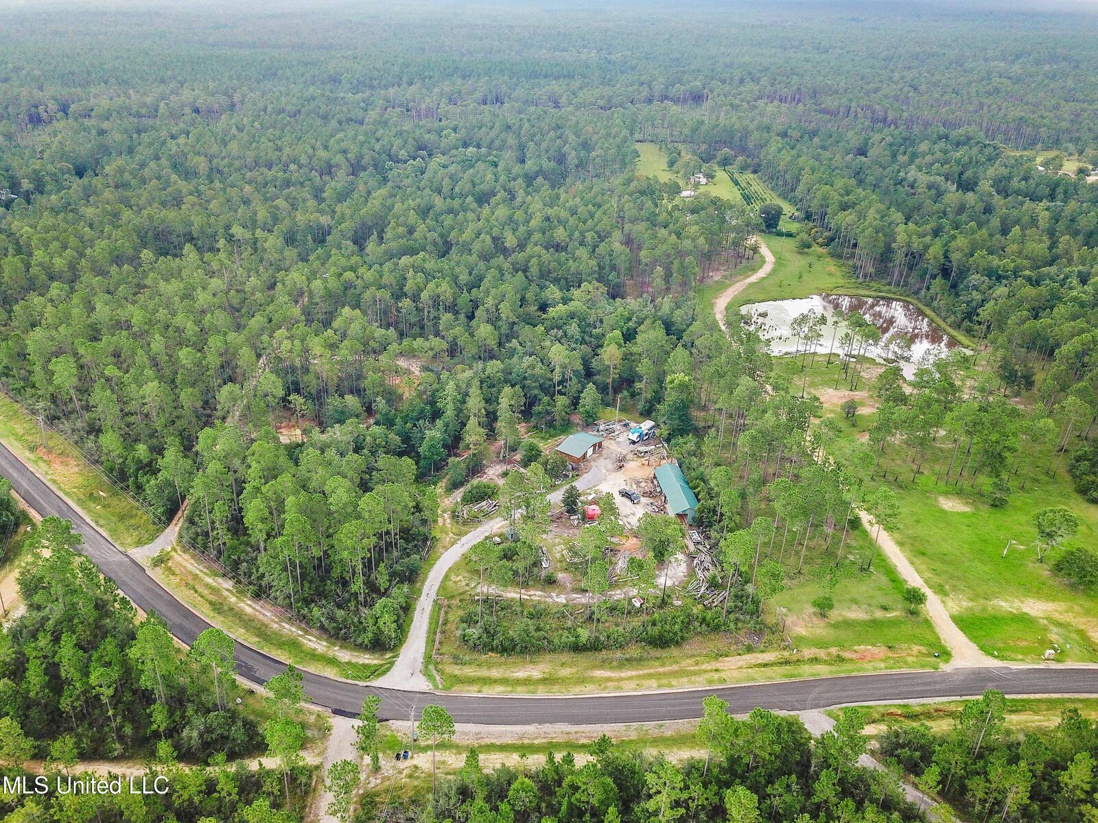 Property Photo: 202 Pasture Road MS 39573