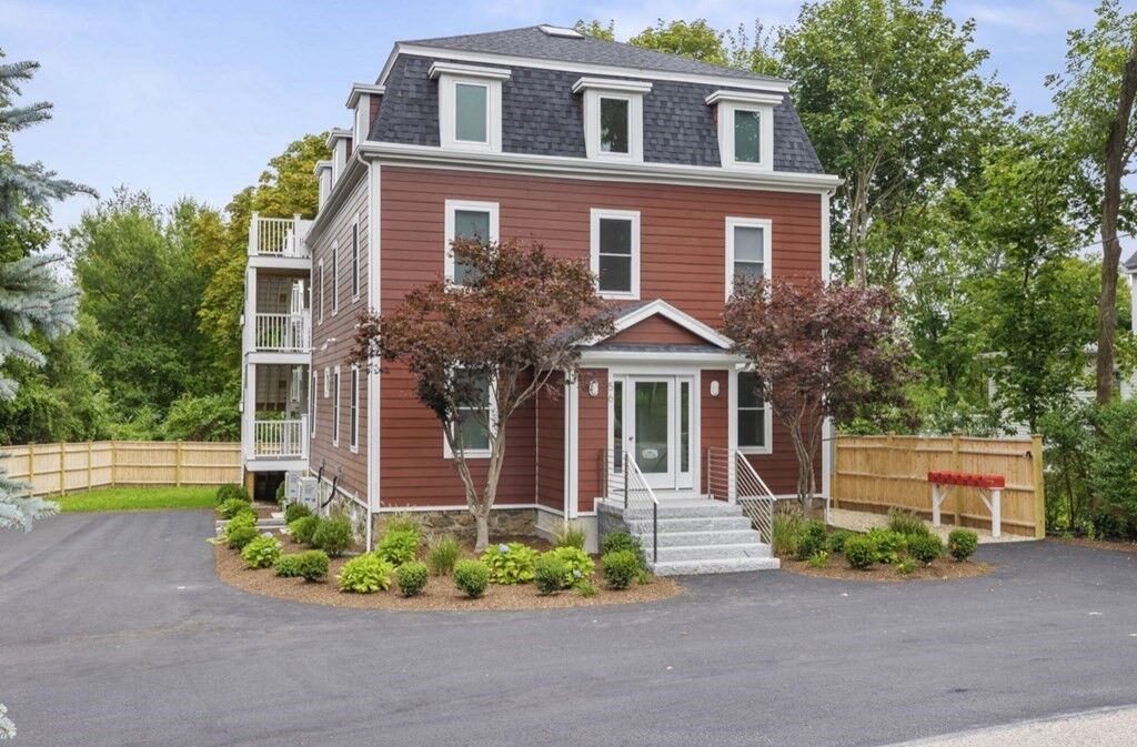 Property Photo: 56 Spring St 5 MA 02025