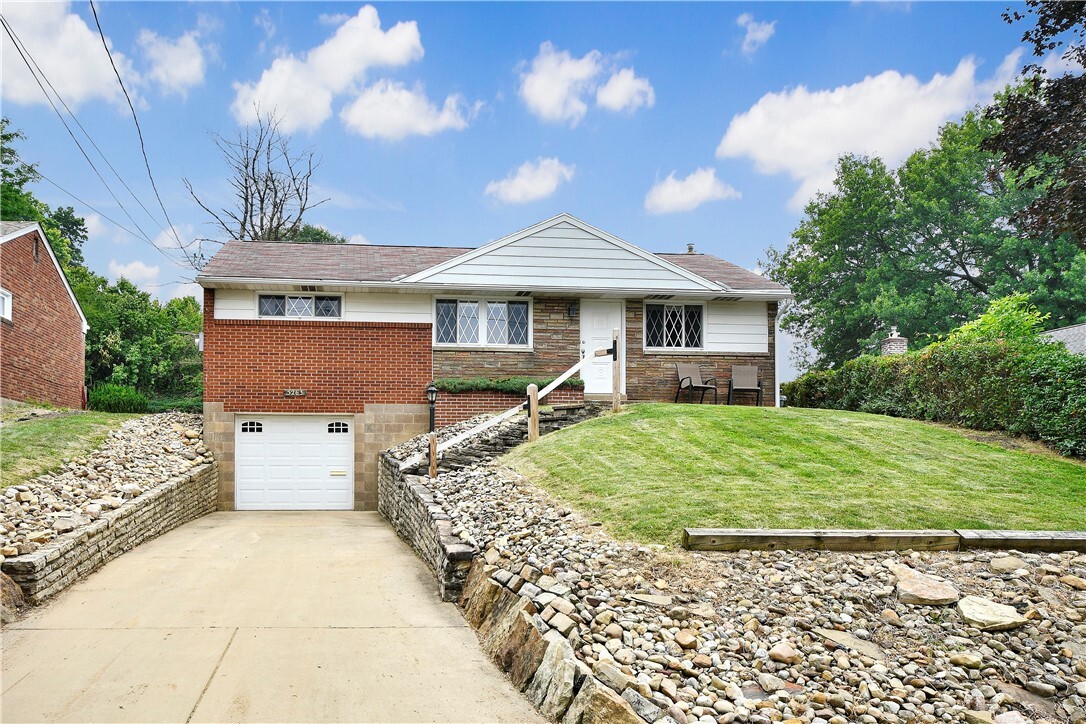 Property Photo:  5263 Adobe Dr  PA 15236 