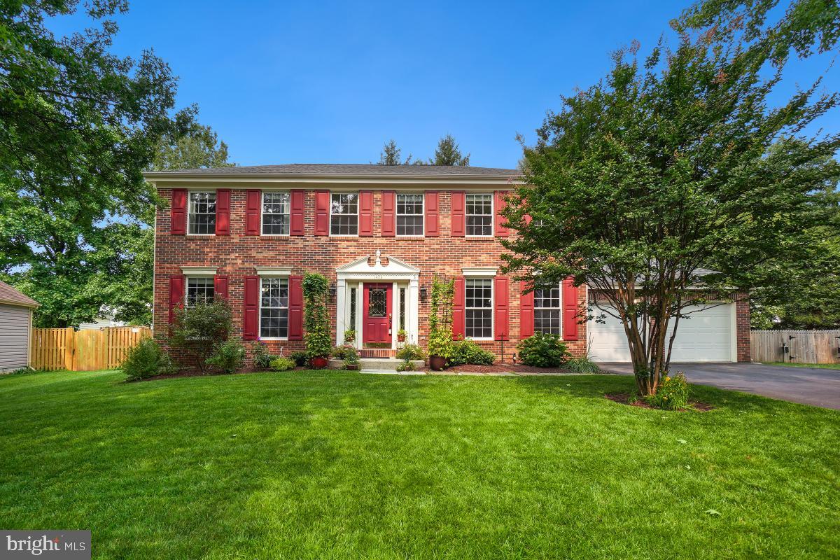 Property Photo: 1428 Cellar Creek Way VA 20170