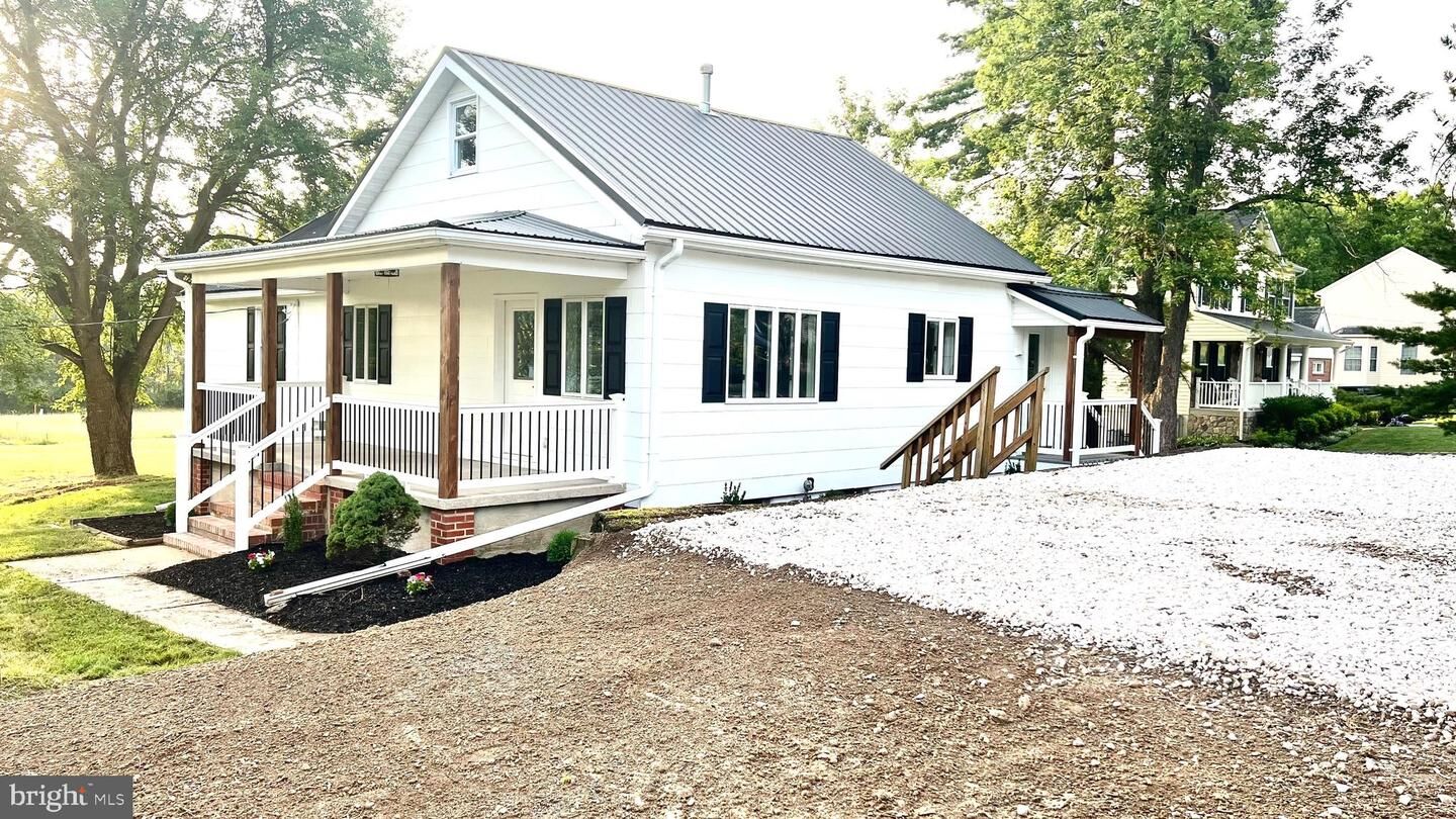 Property Photo: 9112 Simms Avenue MD 21234