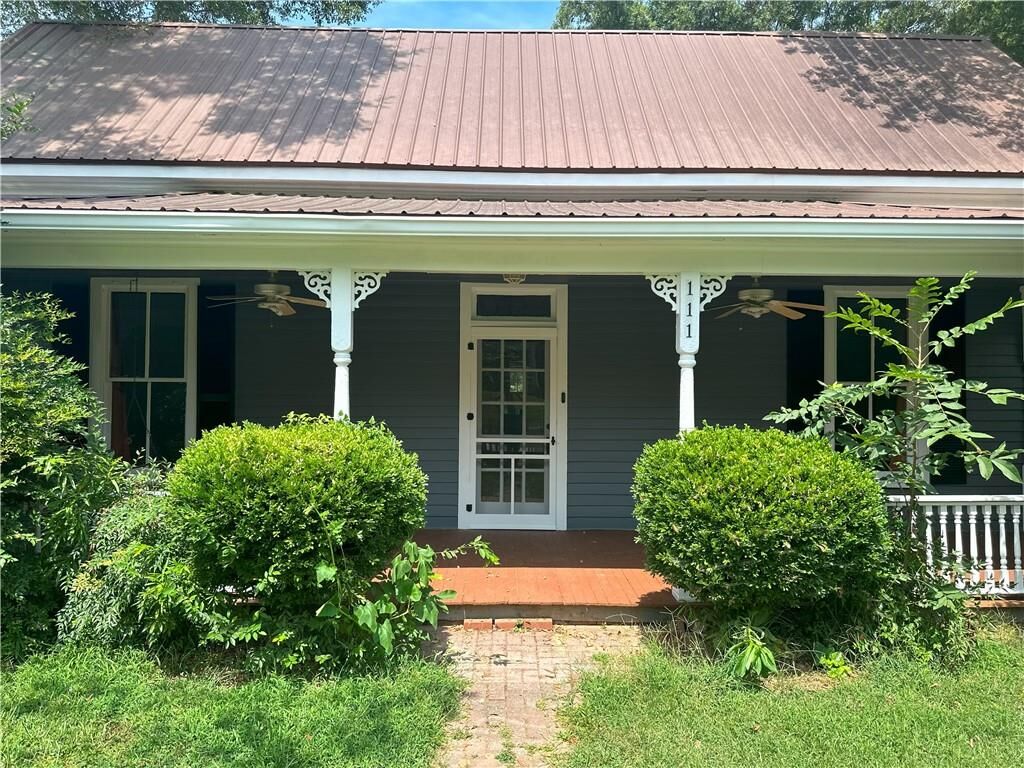 Property Photo:  111 Providence Street  GA 31085 