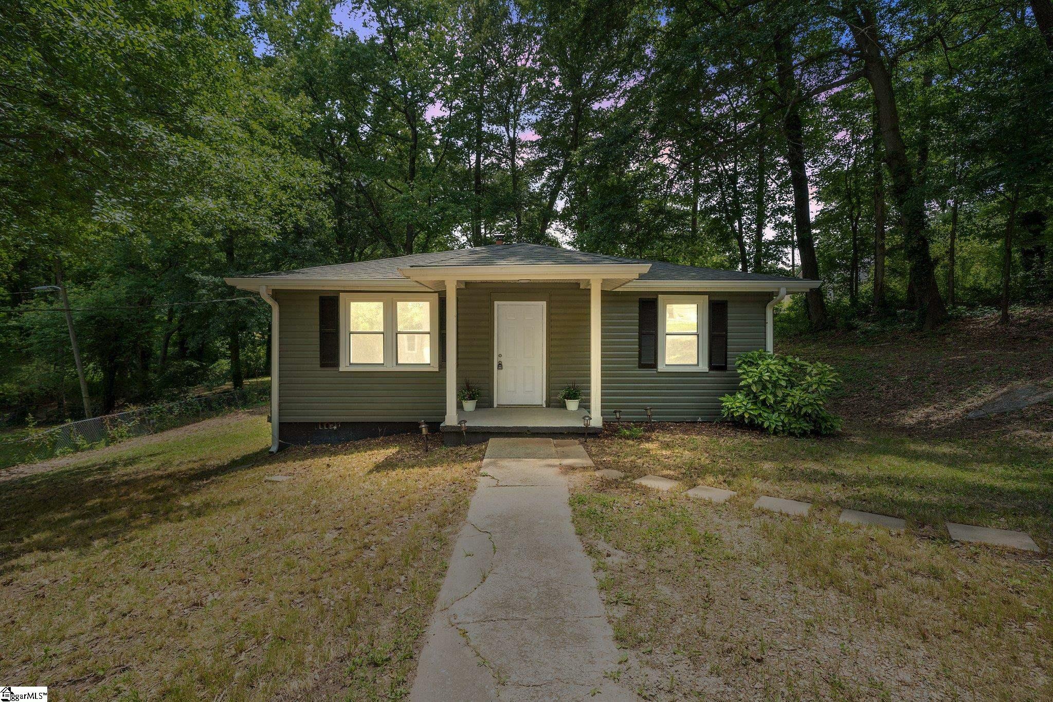 Property Photo:  200 Springbrook Drive  SC 29605 