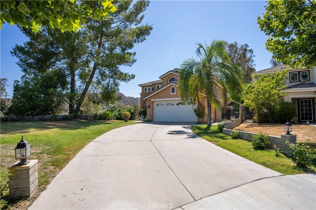 Property Photo:  27860 Villa Canyon Road  CA 91384 