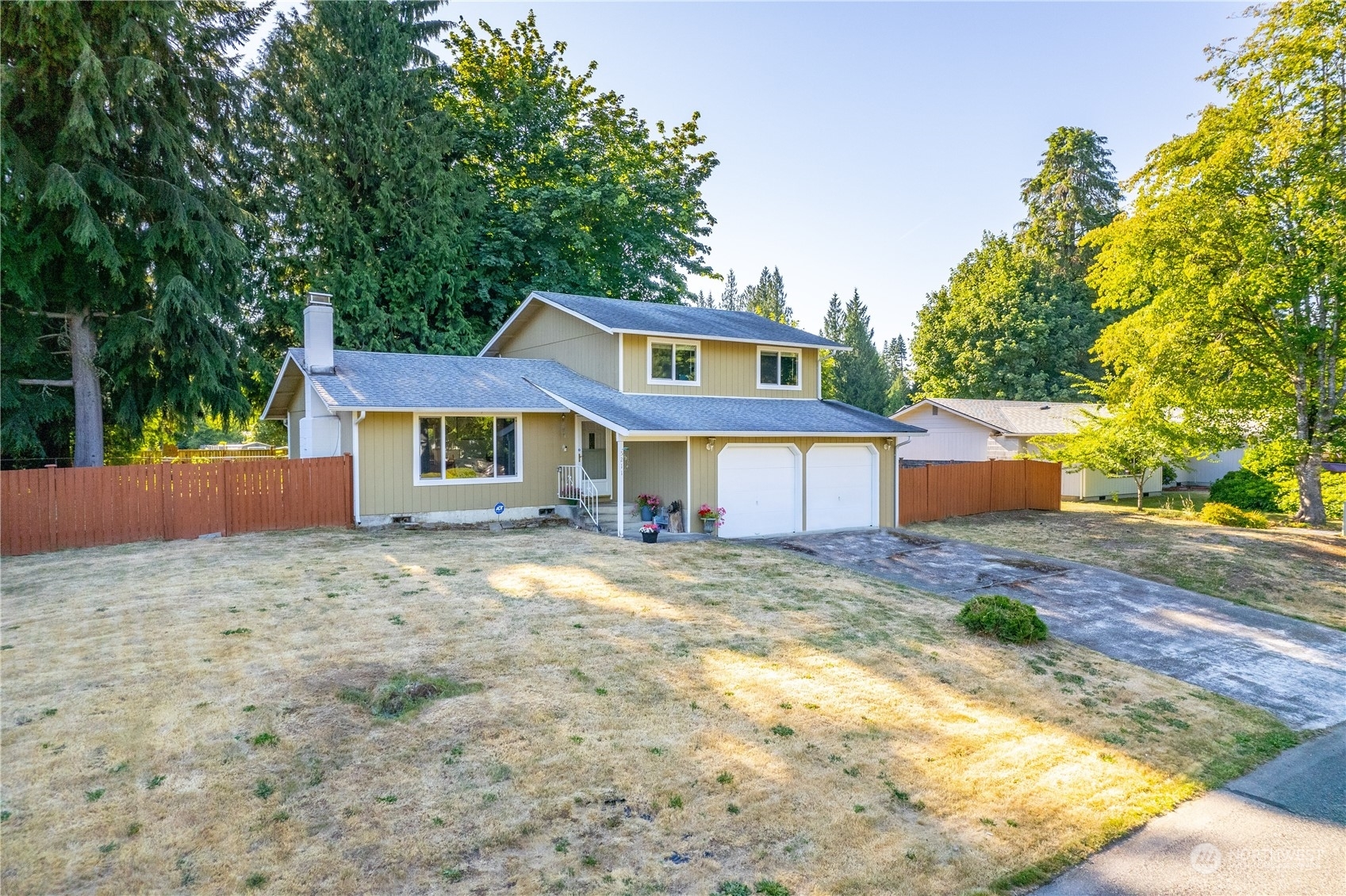 Property Photo:  5211 Normandy Drive SE  WA 98501 