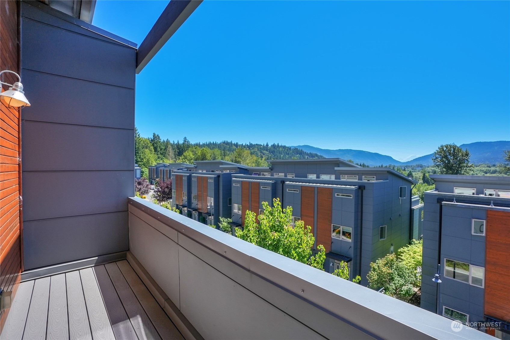Property Photo: 4218 213th Place SE 30 WA 98029