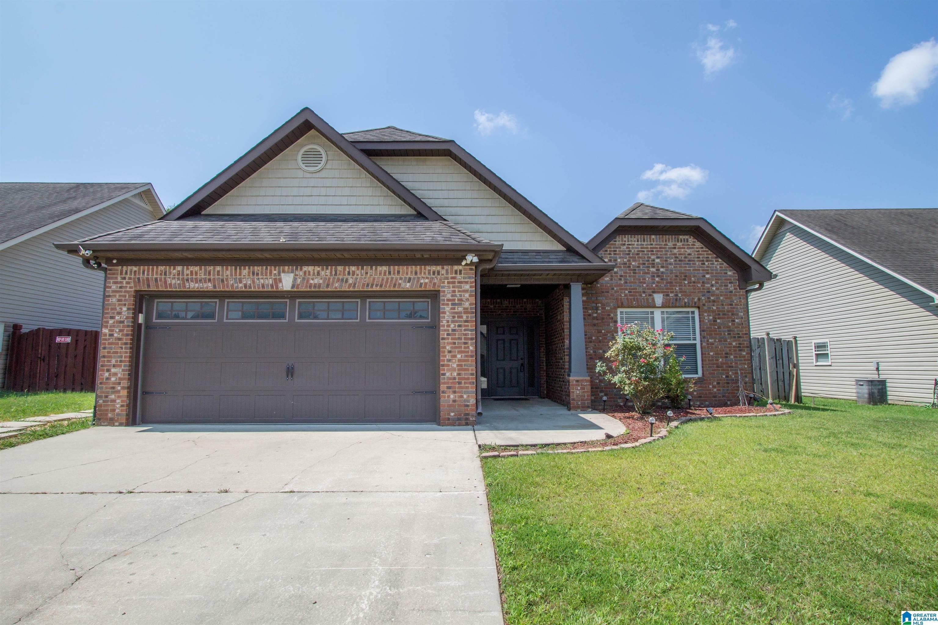 Property Photo:  2021 Highview Way  AL 35040 